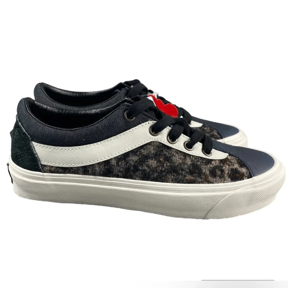 NEW Vans Shoes Bender Bold Ni Mens 6 Women‎ 7.5 Low Skate Panther Black Platform